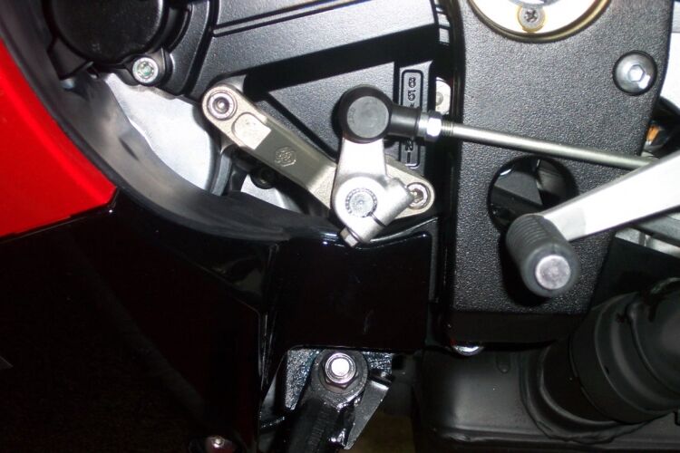 Gilles Tooling Shiftholder Kit Suzuki Titaniu